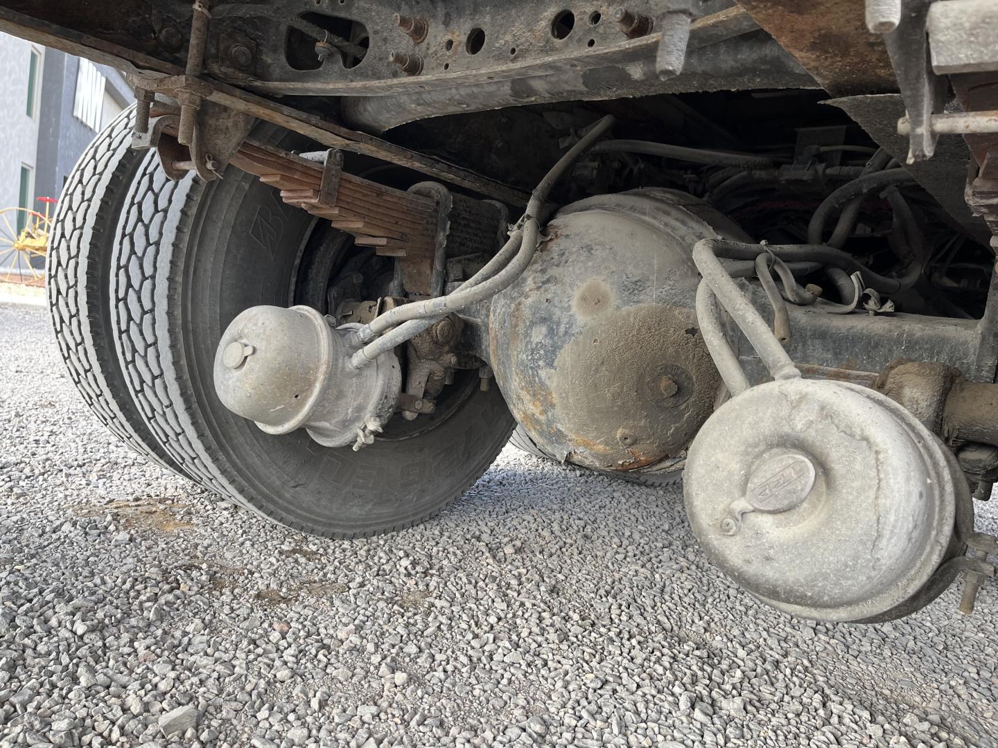 ./imagenes/INVOICE/2019/17415/CAMION INTERNATIONAL 4400 6X4 CON GRUA ARTICULADA COPMA 2000  (8).JPG